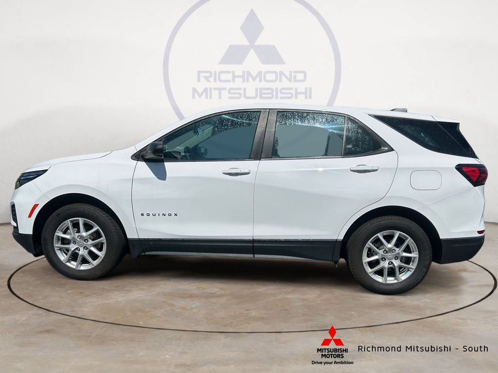 Used 2023 Chevrolet Equinox LS AWD/4WD image 6