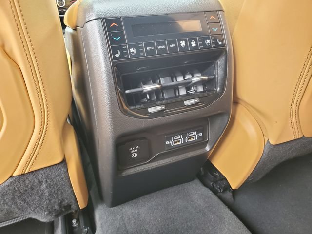 Certified 2022 Jeep Grand Cherokee Summit AWD/4WD image 27