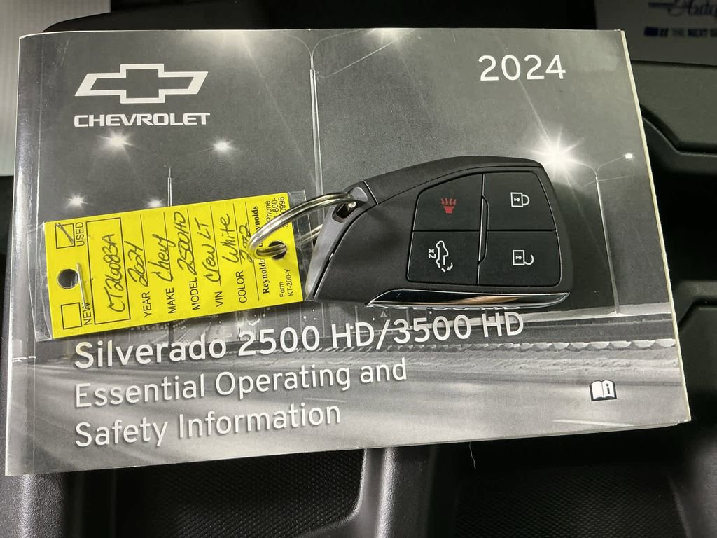 Used 2024 Chevrolet Silverado 2500 LT image 20