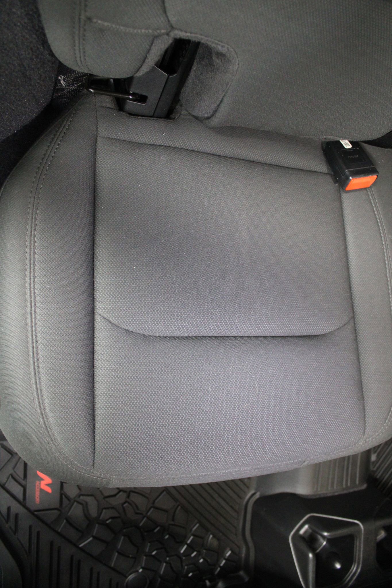 Used 2021 Jeep Wrangler Unlimited Sahara w/ Dual Top Group image 24