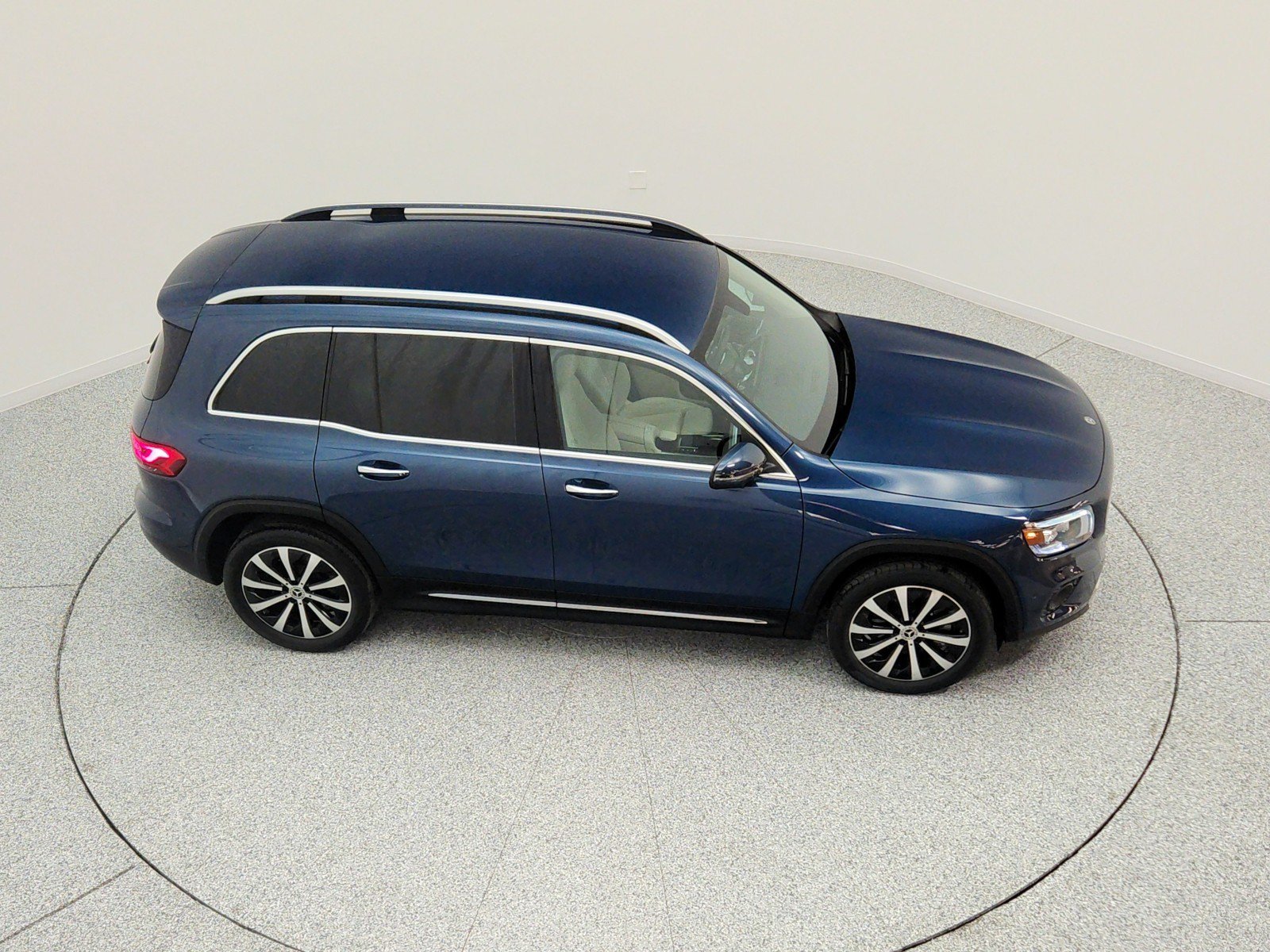 Used 2022 Mercedes-Benz GLB 250 image 25