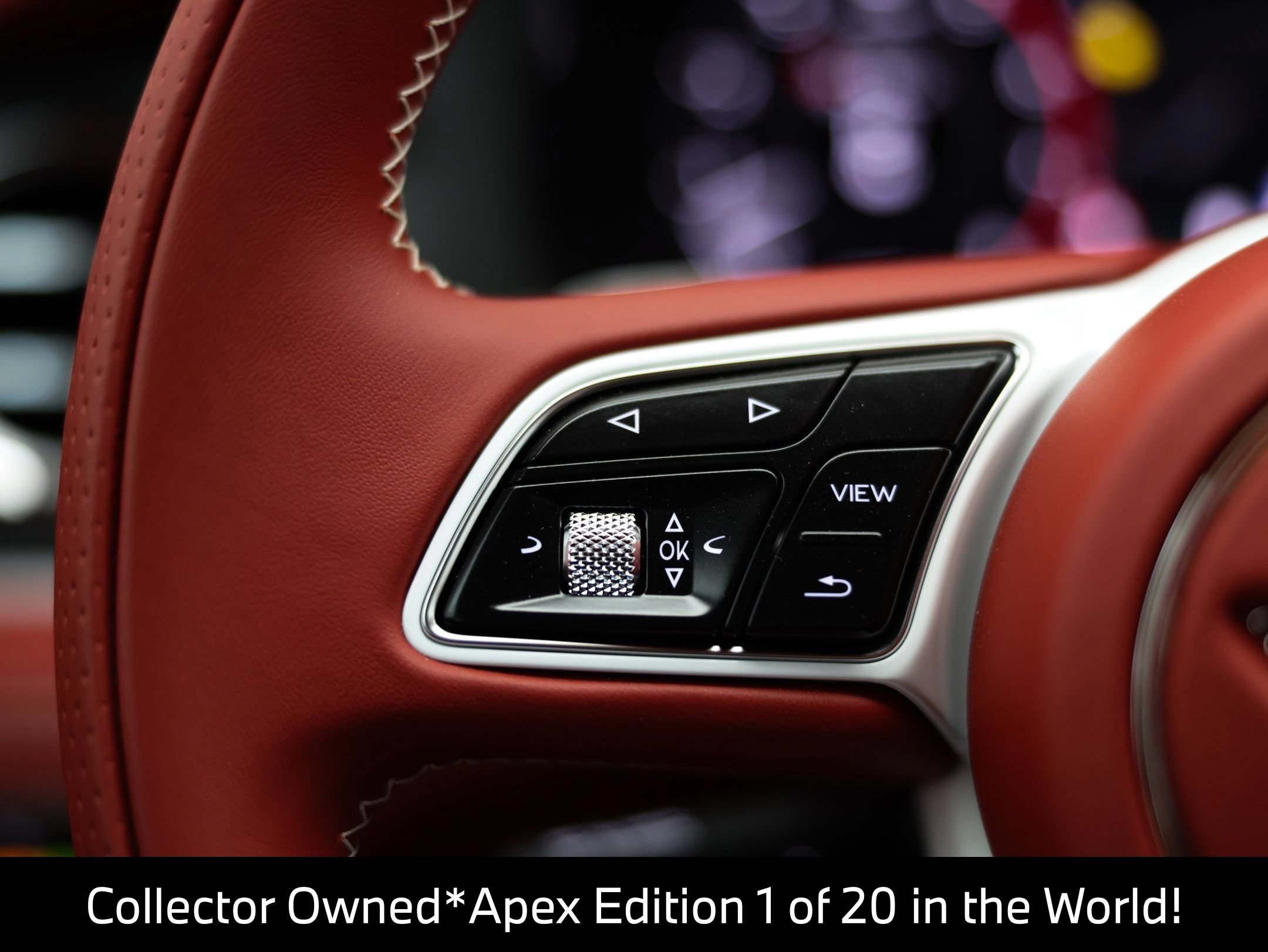 Used 2025 Bentley Bentayga AWD/4WD image 48