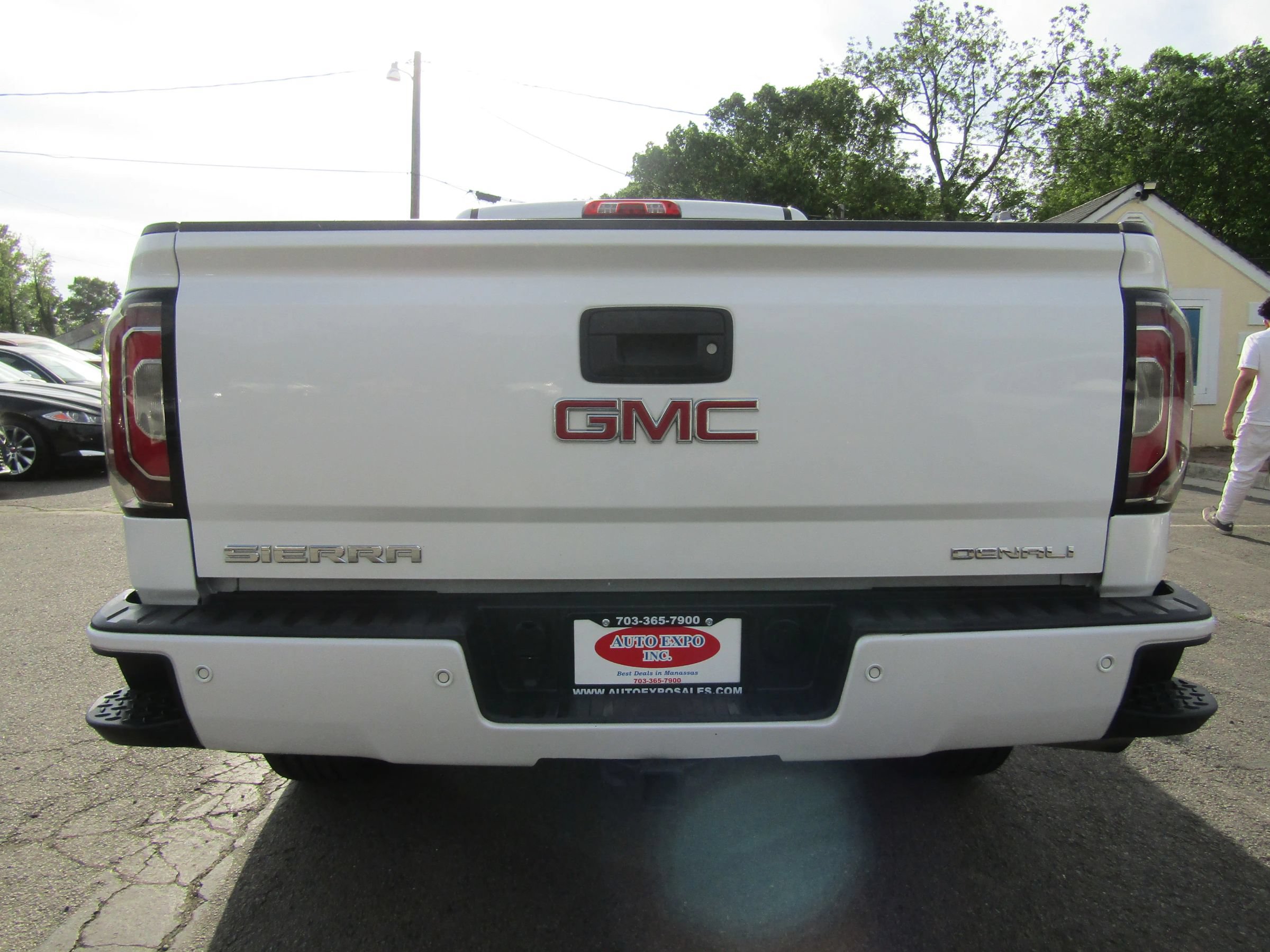 Used 2017 GMC Sierra 1500 Denali AWD/4WD image 6