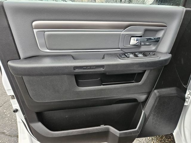 Used 2023 RAM 1500 Classic SLT AWD/4WD image 24