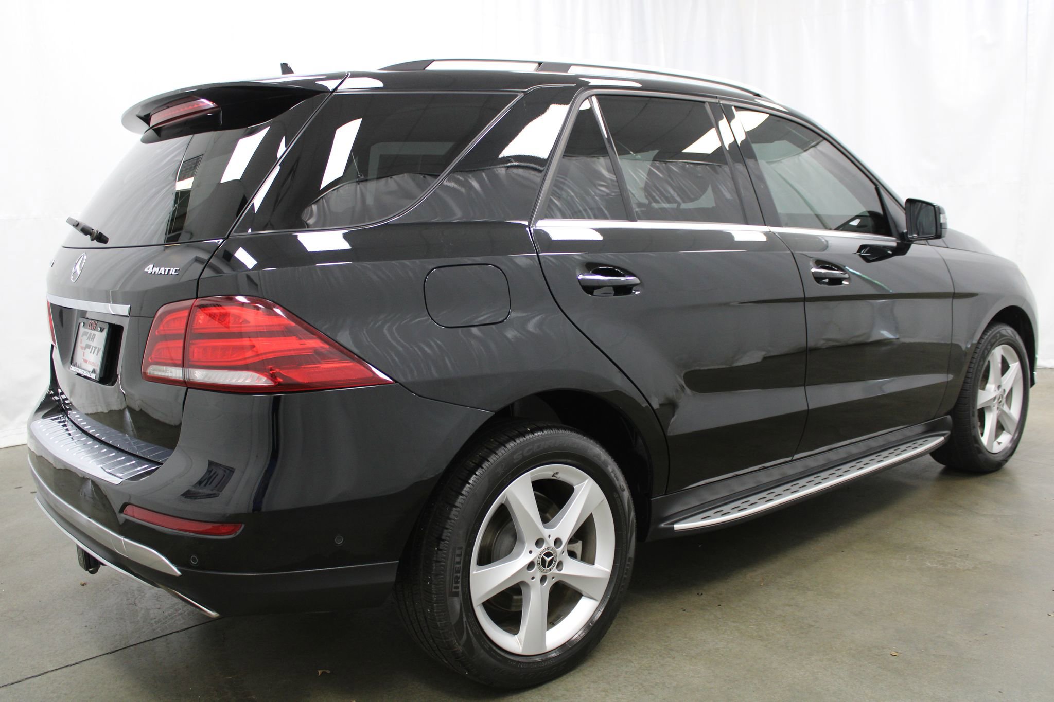 Used 2019 Mercedes-Benz GLE 400 4MATIC image 6