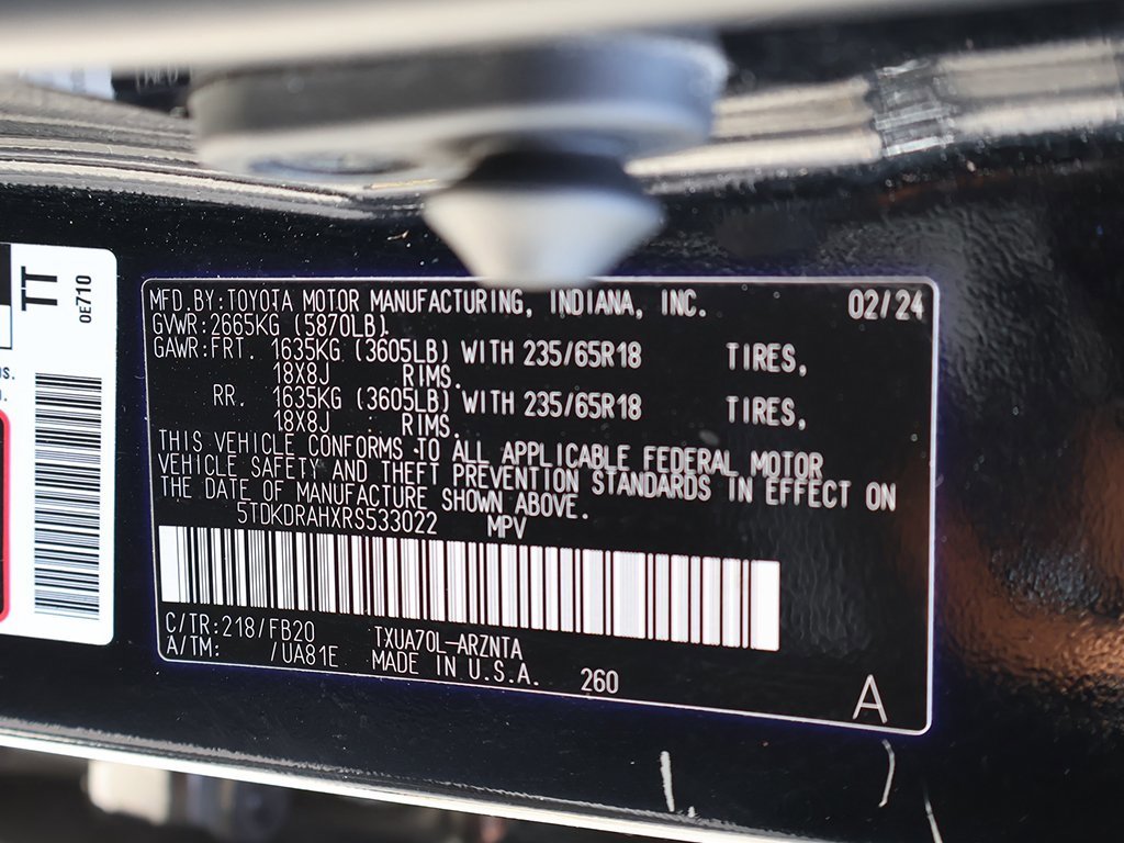 Used 2024 Toyota Highlander LE image 54