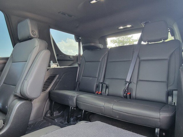 Used 2021 Chevrolet Tahoe LT w/ LT Signature Package RWD image 22