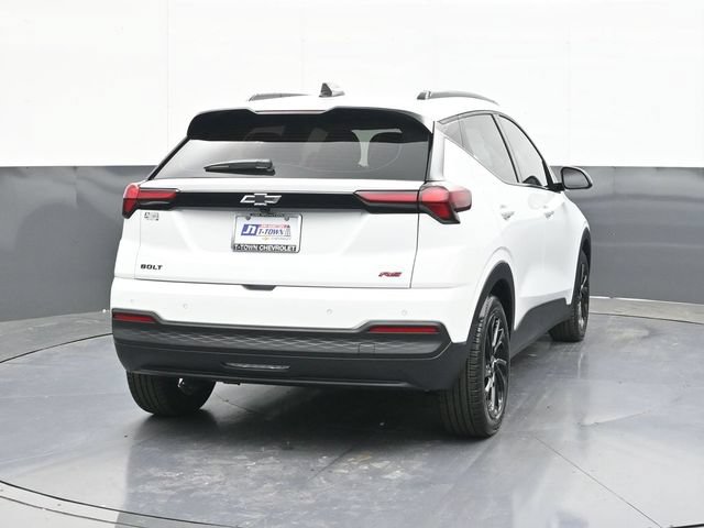 New 2027 Chevrolet Bolt RS FWD image 9