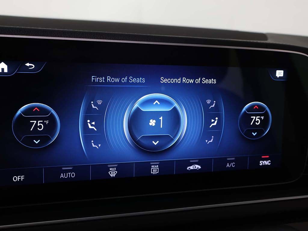 Used 2023 Mercedes-Benz GLS 450 4MATIC w/ AMG Line Exterior image 60