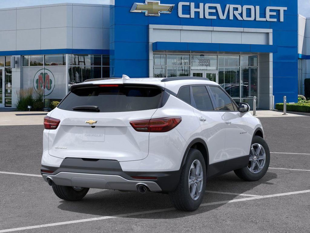 New 2025 Chevrolet Blazer LT w/ Convenience Package image 4