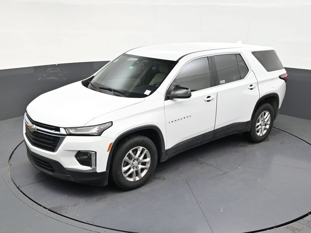 Used 2023 Chevrolet Traverse LS FWD image 11