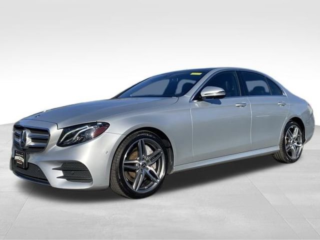 Used 2019 Mercedes-Benz E 300 4MATIC image 3