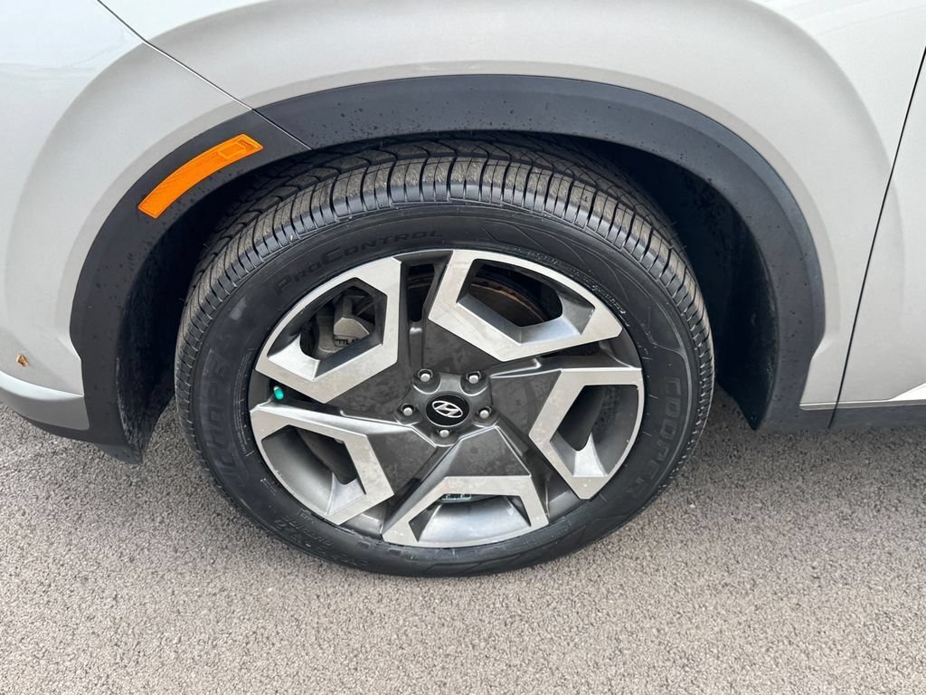 Used 2024 Hyundai Palisade Limited FWD image 21