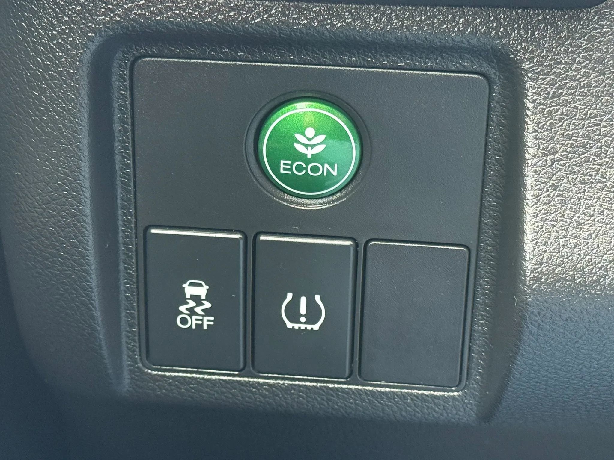 Used 2018 Honda HR-V EX-L image 32