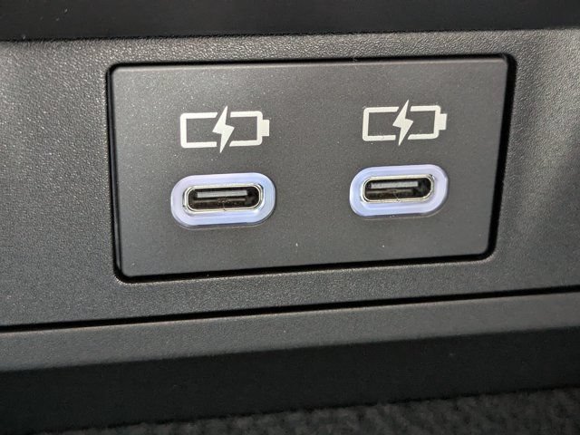 New 2025 Toyota Prius Plug-In Hybrid FWD image 23