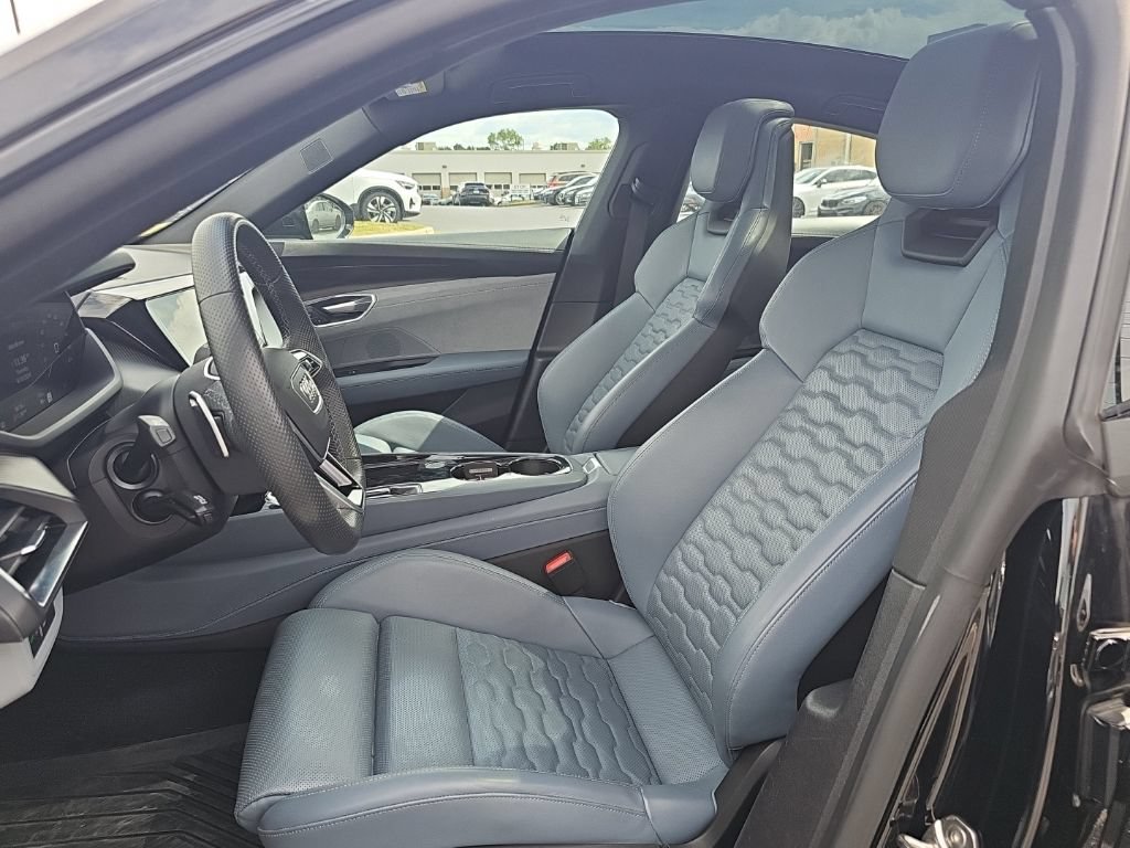 Used 2024 Audi e-tron GT Premium Plus w/ Performance Package AWD/4WD image 3