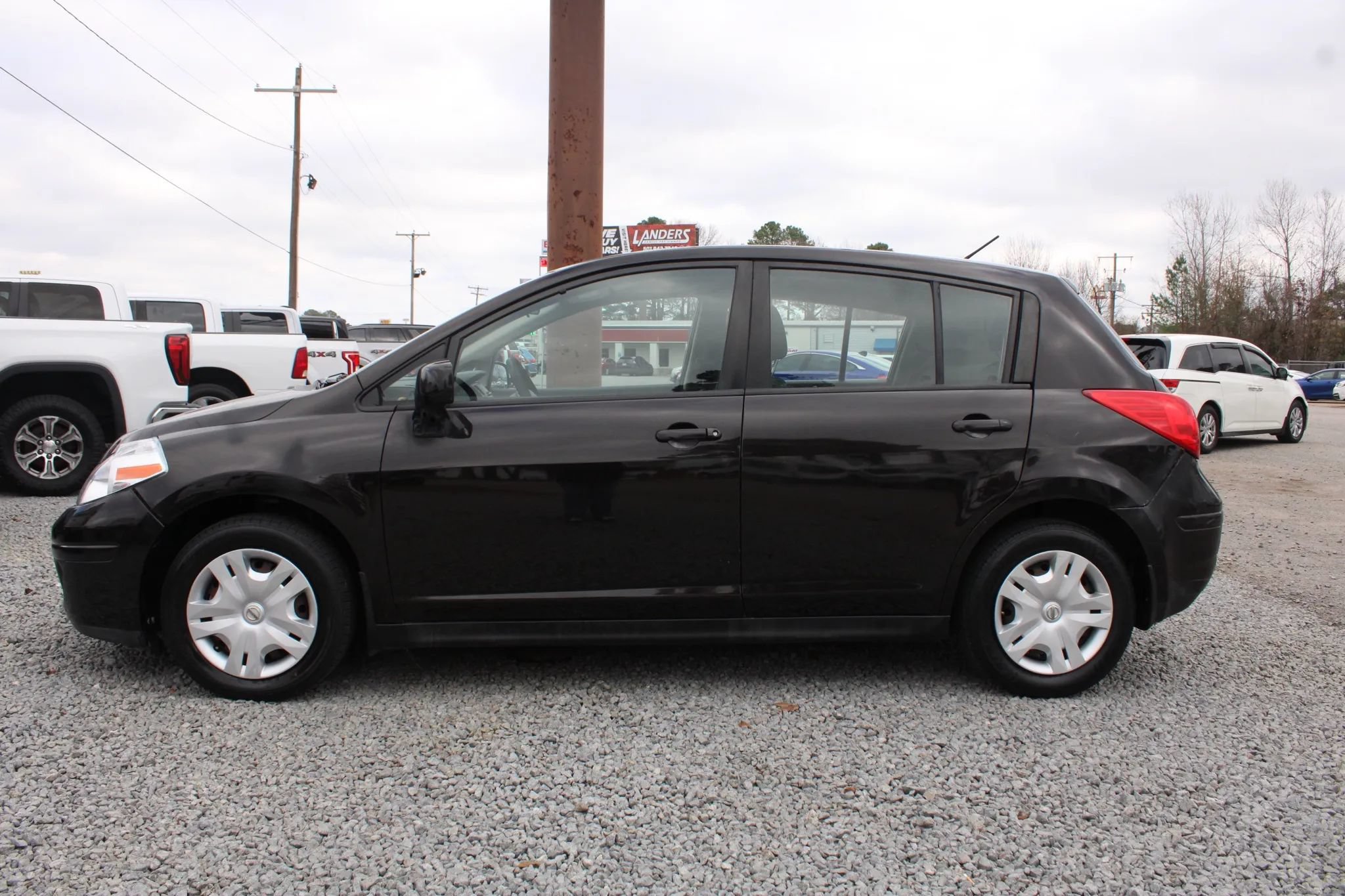 Used 2012 Nissan Versa 1.8 S w/ Plus Pkg FWD image 2