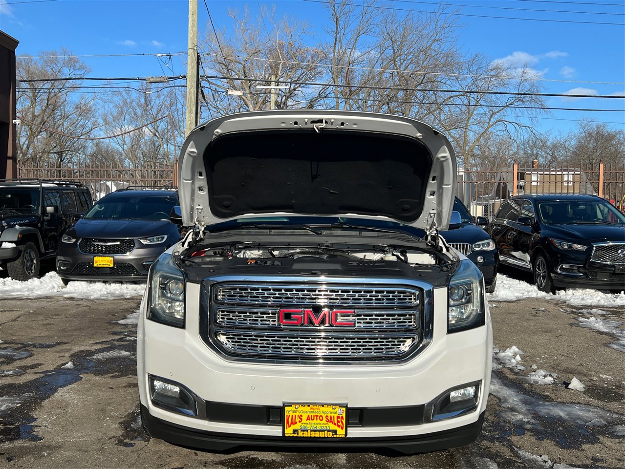 Used 2016 GMC Yukon SLT w/ Open Road Package image 11