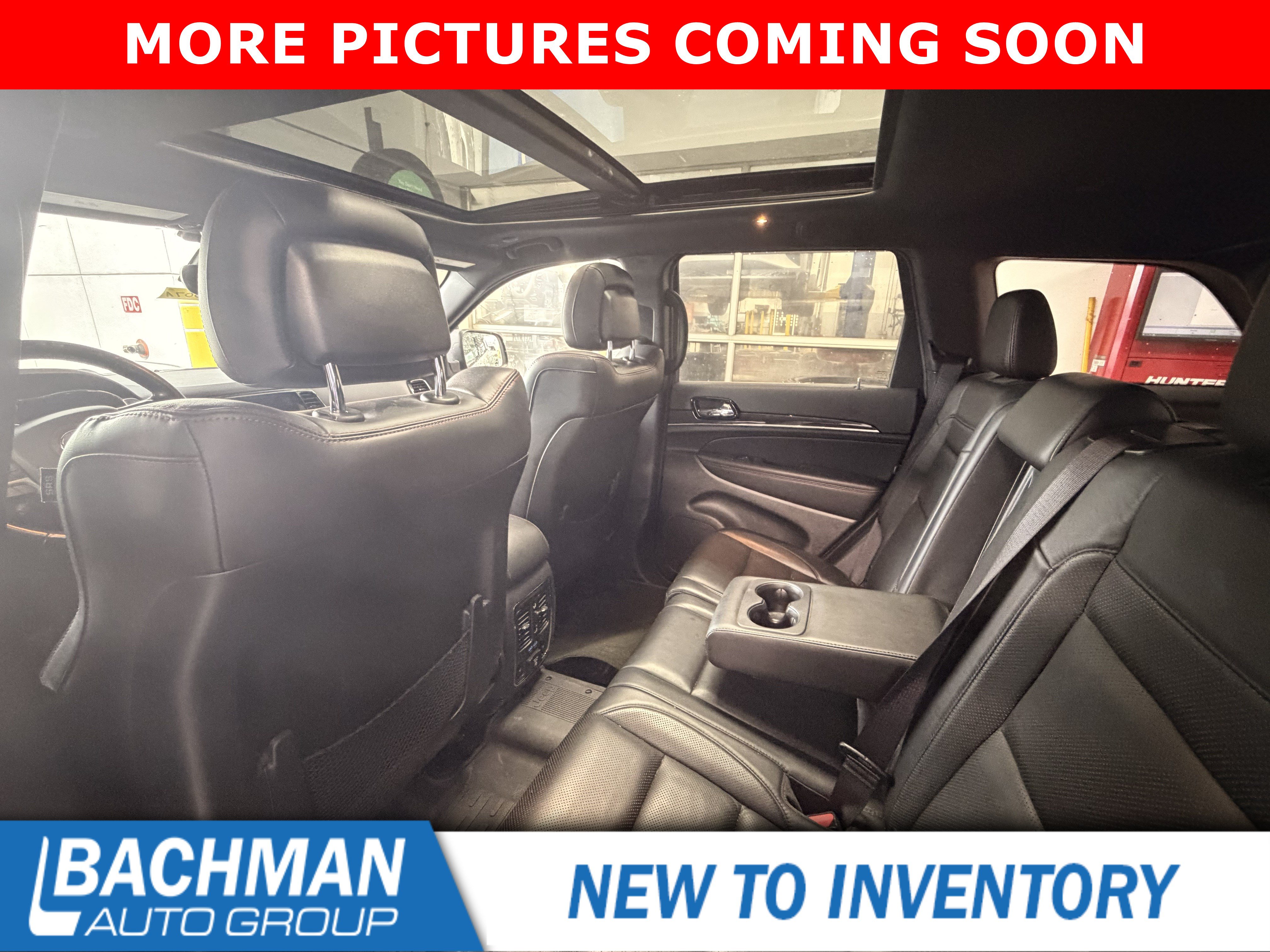 Used 2021 Jeep Grand Cherokee Trailhawk w/ Trailhawk Luxury Group AWD/4WD image 7