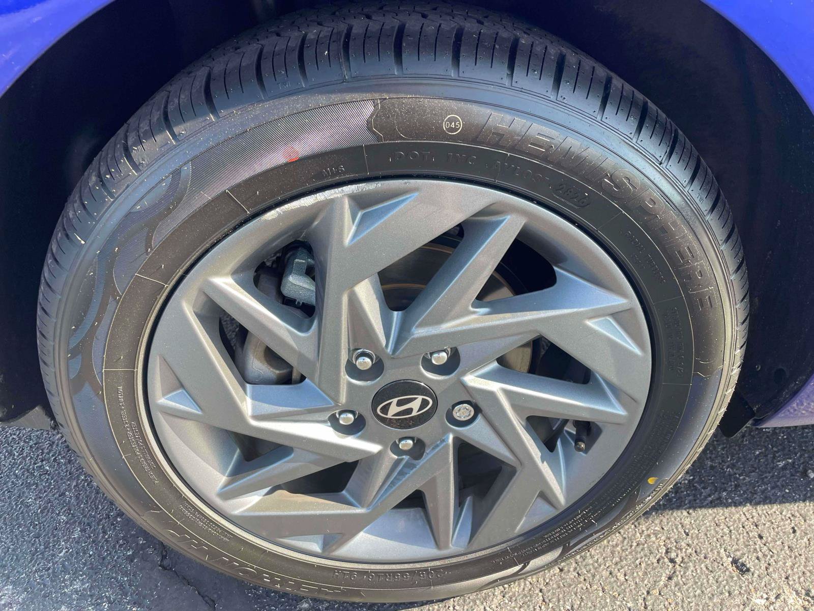 Used 2024 Hyundai Elantra SEL FWD image 10