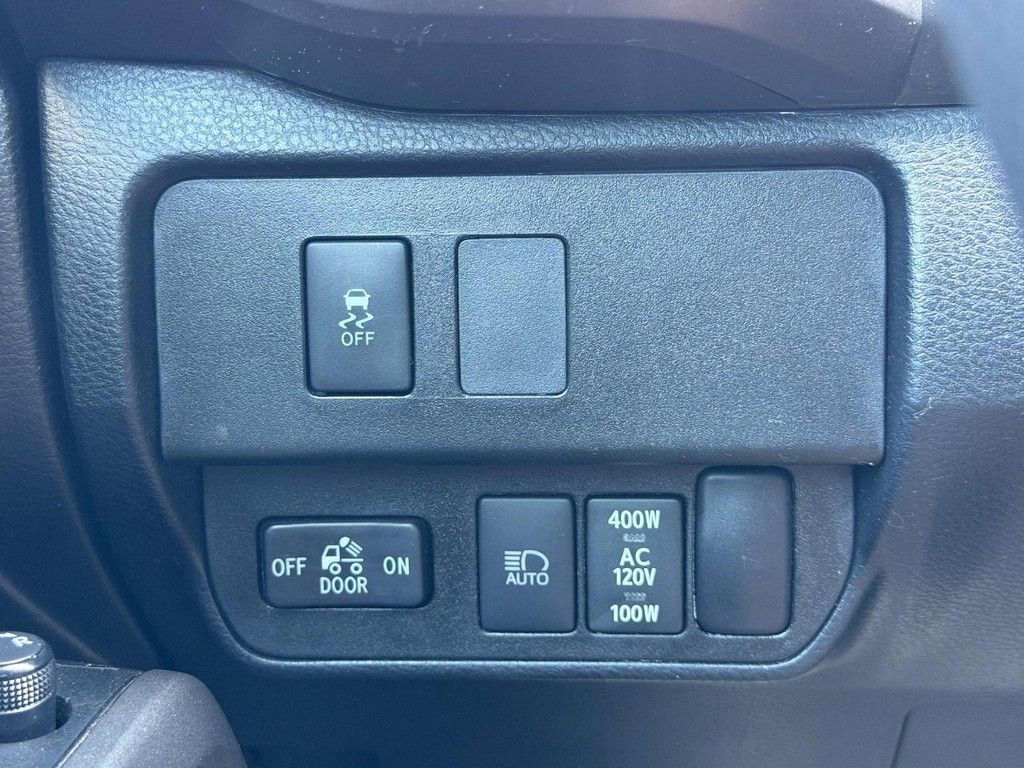 Certified 2023 Toyota Tacoma TRD Off-Road w/ Technology Package AWD/4WD image 18