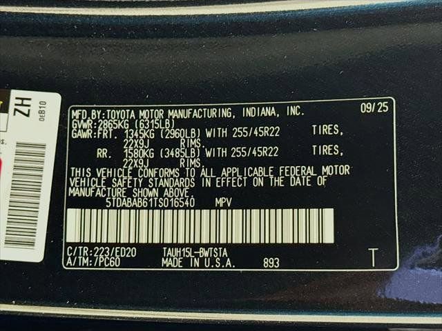 New 2026 Lexus TX 500h AWD image 24