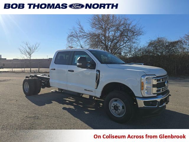 New 2026 Ford F350 XL w/ XL Chrome Package image 1