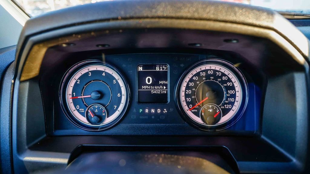 Used 2024 RAM 1500 Classic SLT image 27