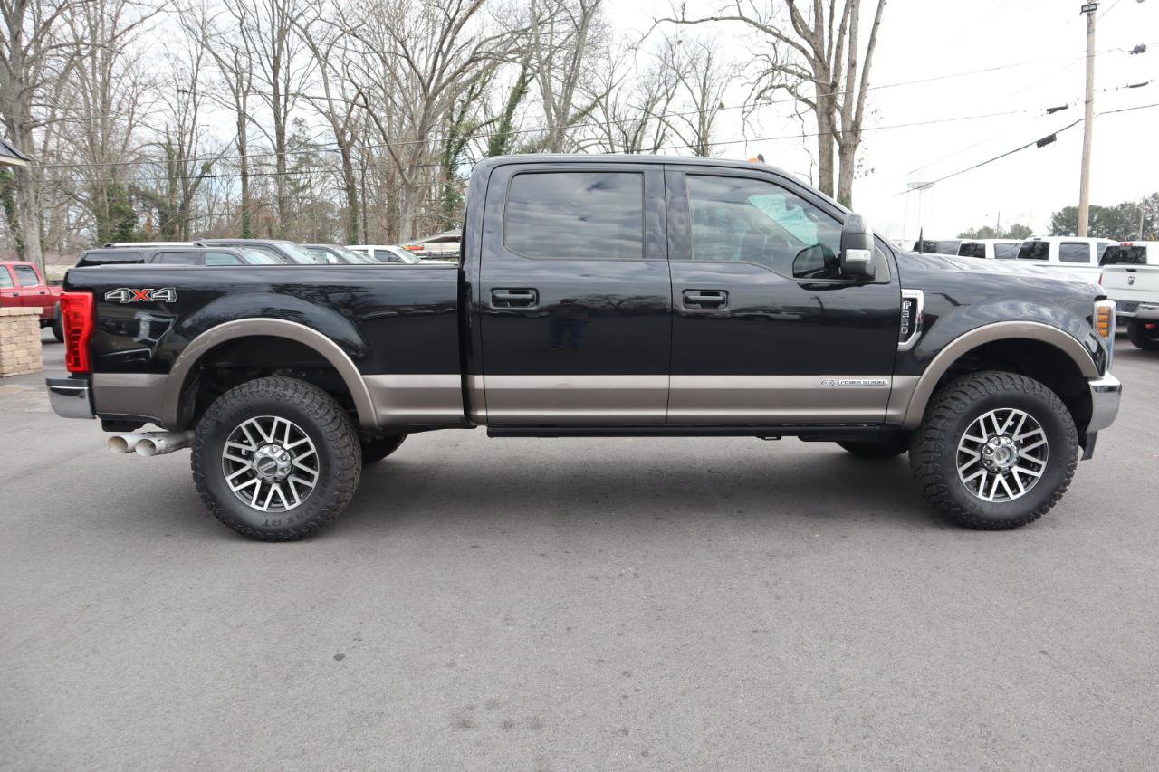 Used 2019 Ford F350 Lariat image 4