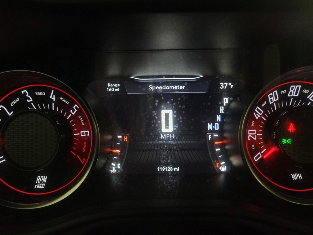 Used 2017 Dodge Challenger SXT image 23