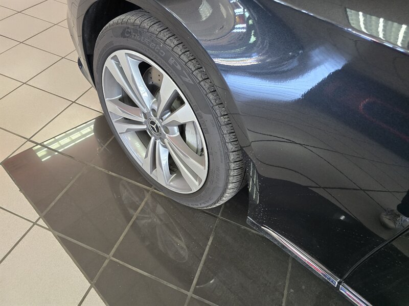 Used 2020 Mercedes-Benz S 560 4MATIC Sedan image 40