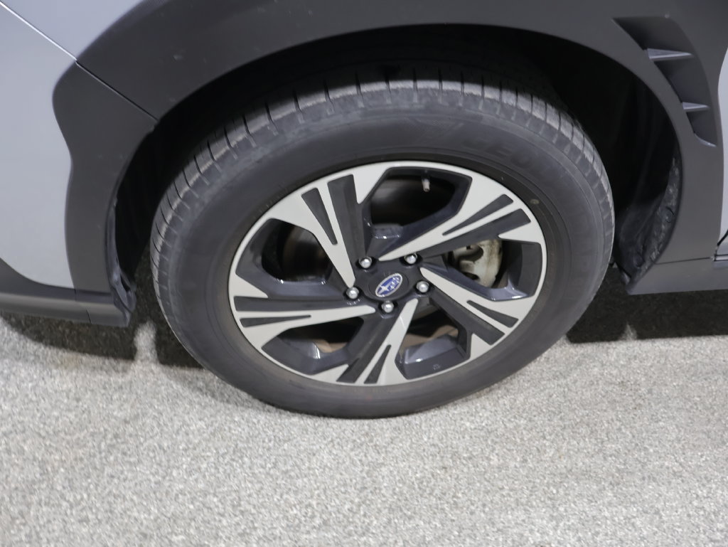 Used 2025 Subaru Crosstrek 2.5i Premium AWD/4WD image 10