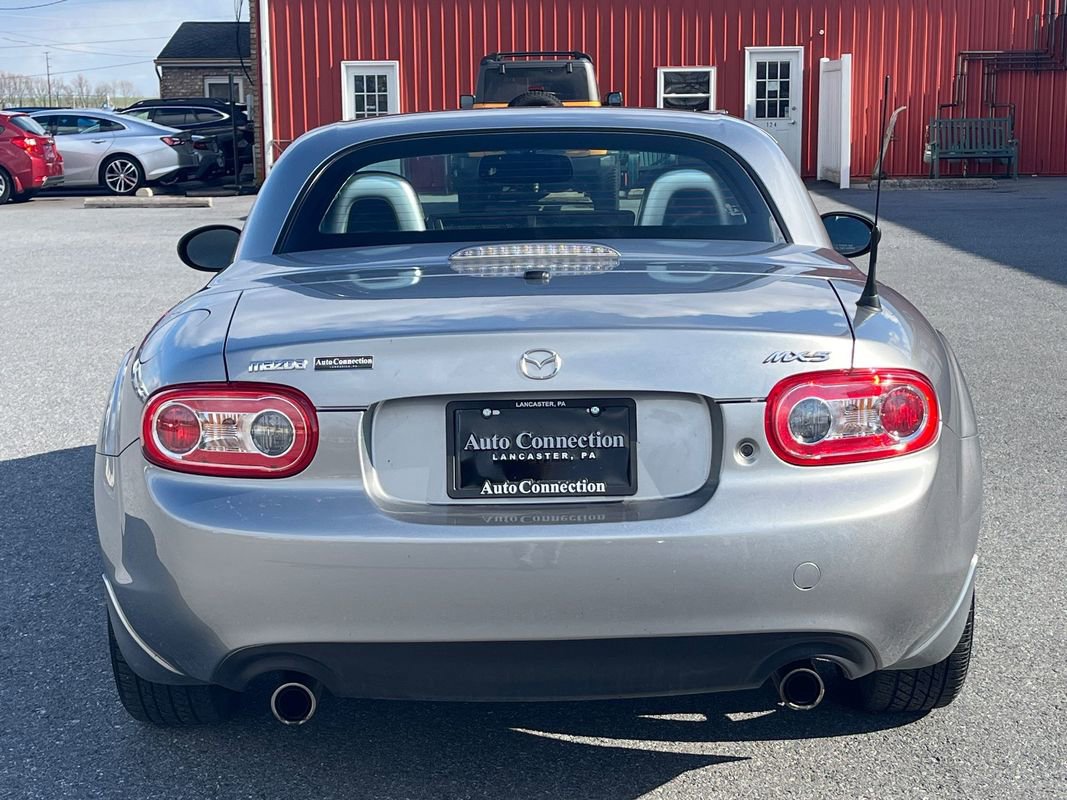 Used 2009 MAZDA MX-5 Miata Touring image 7