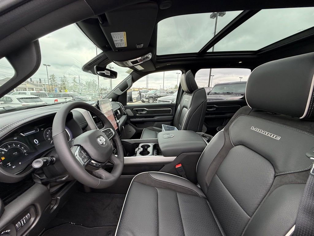 New 2026 RAM 1500 Laramie AWD/4WD image 13