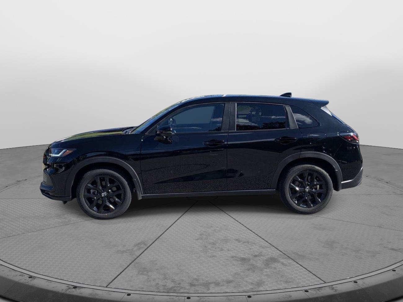 Certified 2025 Honda HR-V Sport image 6