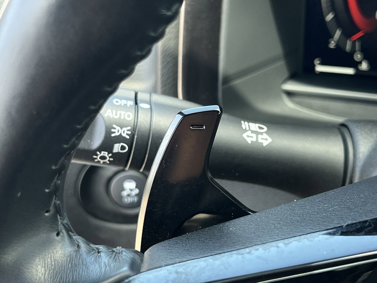 Certified 2024 Nissan Z Performance w/ Floor Mat Package image 13