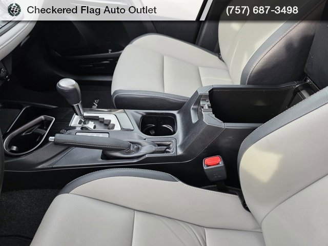 Used 2017 Toyota RAV4 Limited image 38
