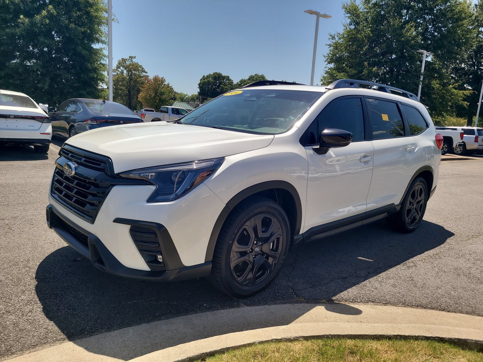 Used 2024 Subaru Ascent Onyx Edition AWD/4WD image 7