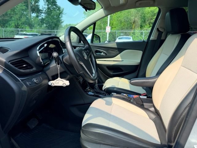 Used 2019 Buick Encore Preferred AWD/4WD image 7