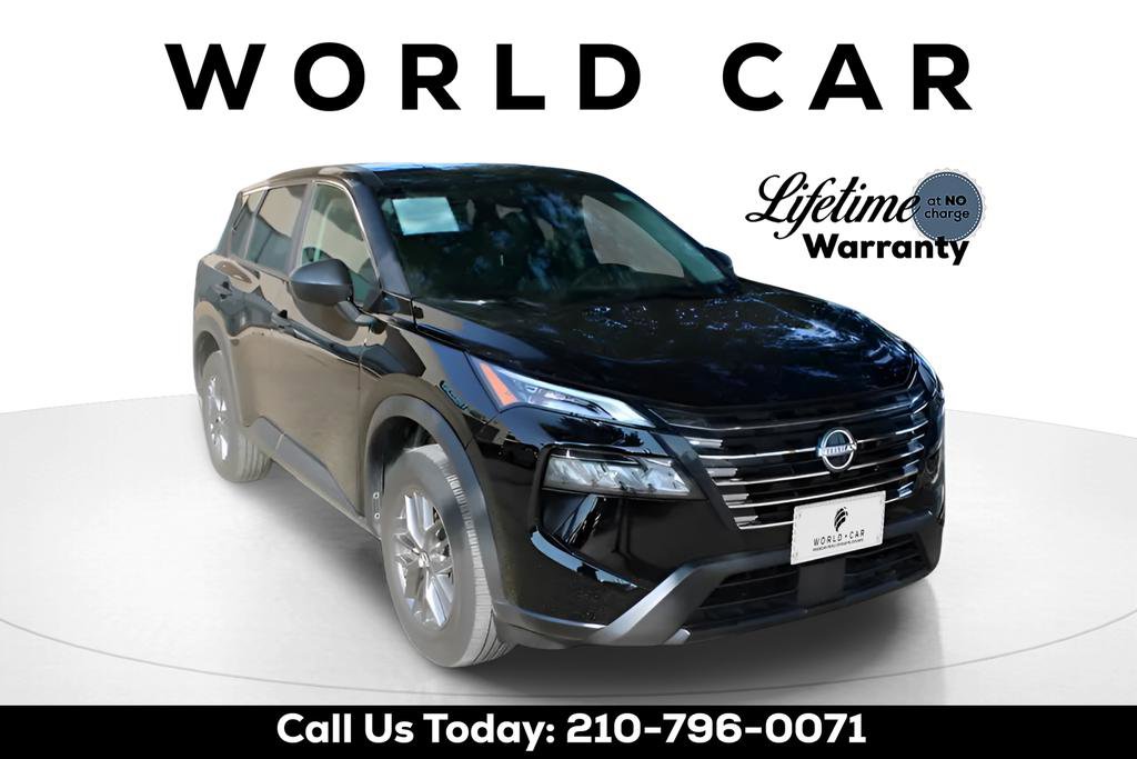 Used 2024 Nissan Rogue S image 1