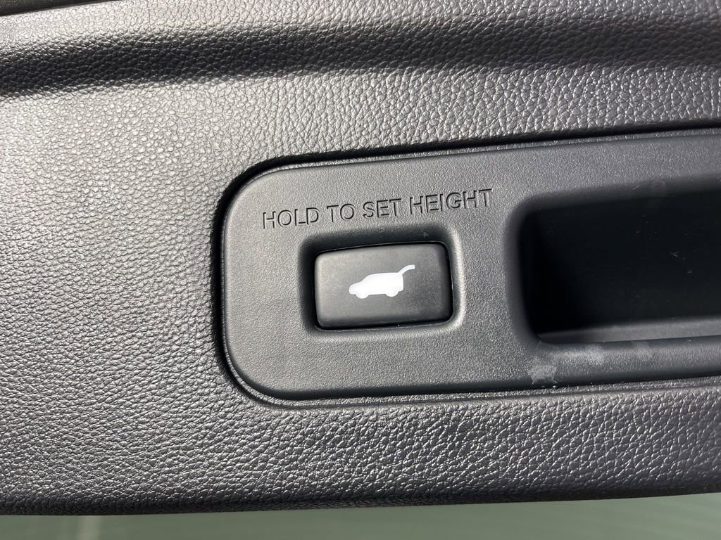 Certified 2023 Acura MDX SH-AWD w/ Advance Package image 23