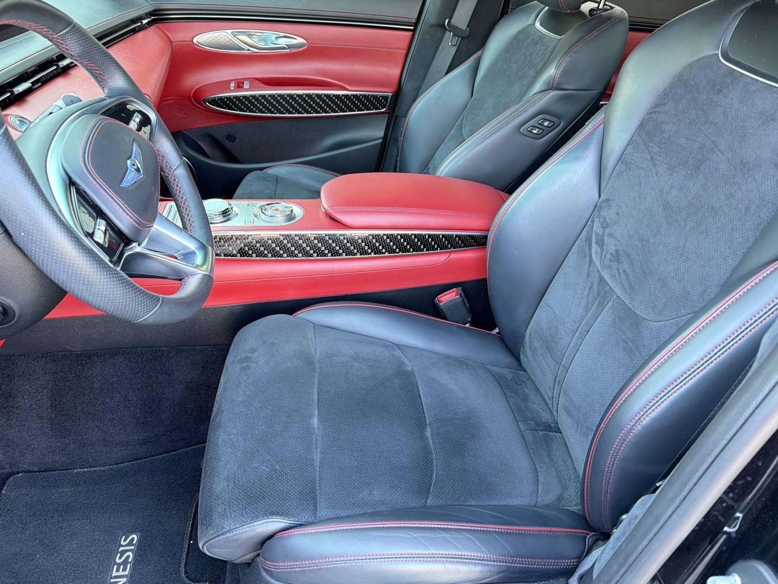 Used 2022 Genesis GV70 3.5T Sport w/ Sport Prestige Package image 5