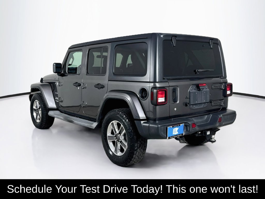 Used 2018 Jeep Wrangler Unlimited Sahara AWD/4WD image 6