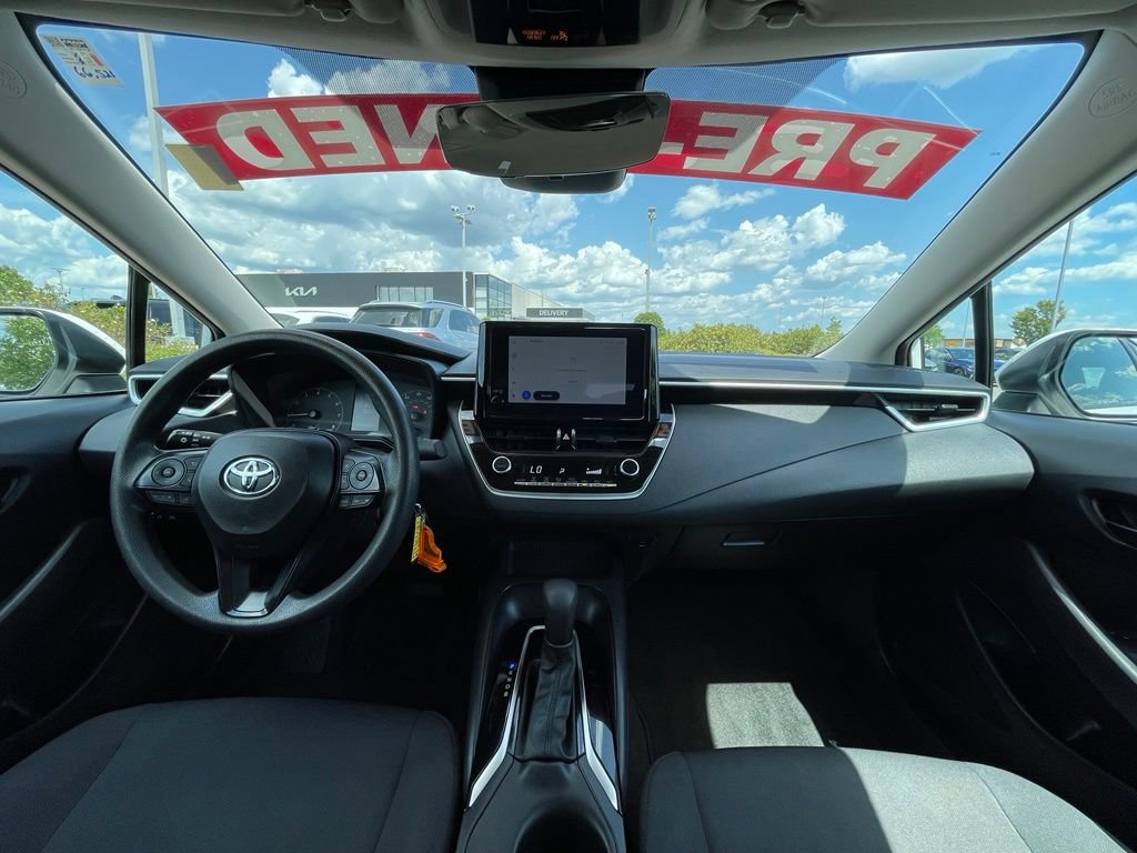 Used 2024 Toyota Corolla LE FWD image 27