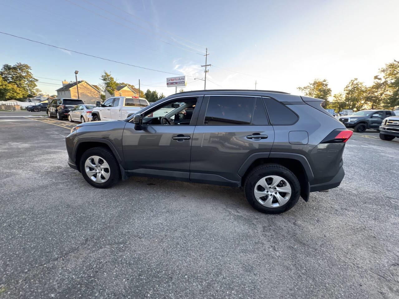 Used 2020 Toyota RAV4 LE image 32