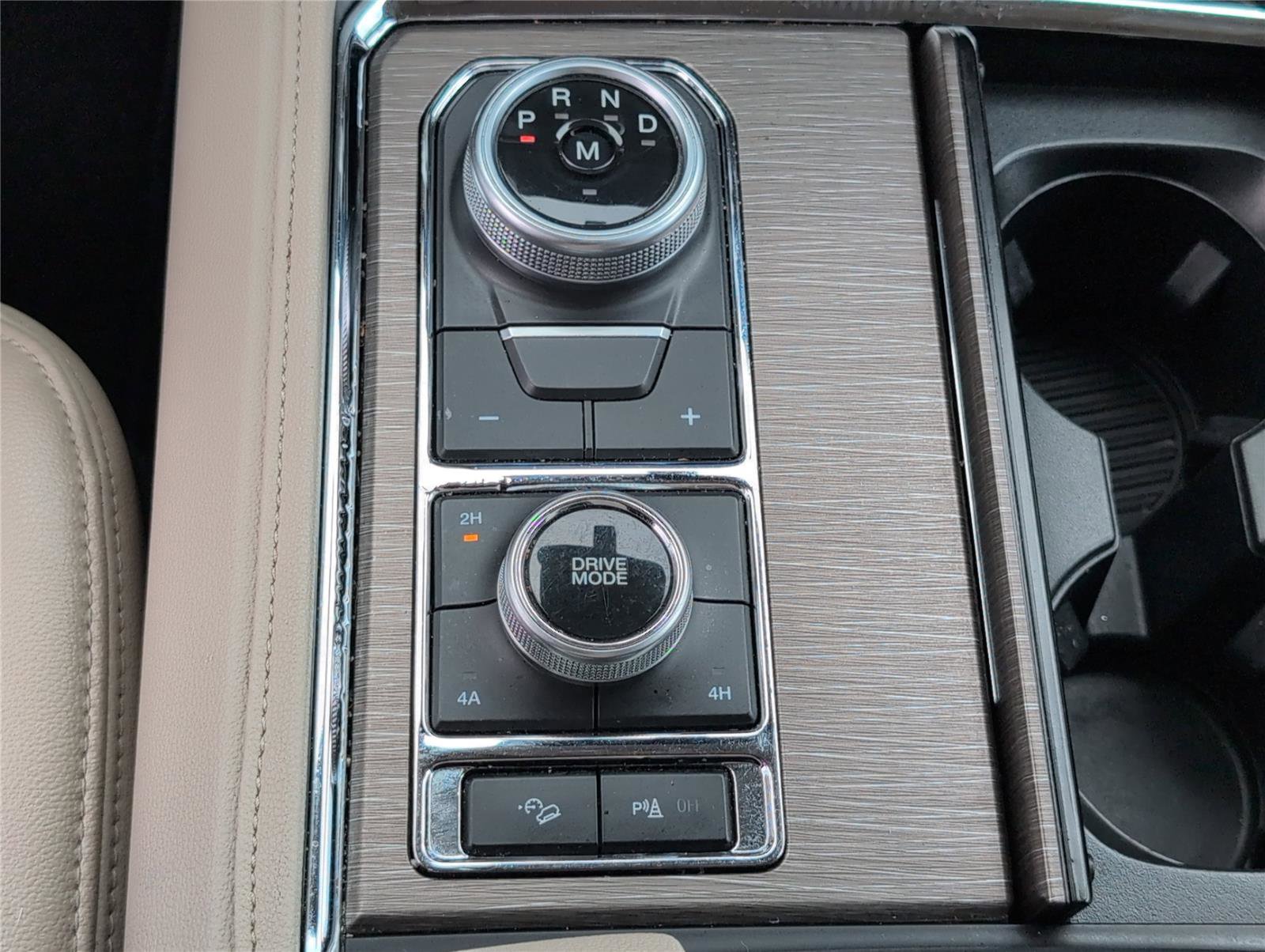 Used 2024 Ford Expedition Max Limited AWD/4WD image 21