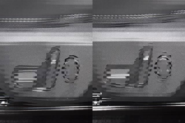 New 2025 Kia Niro EX image 21