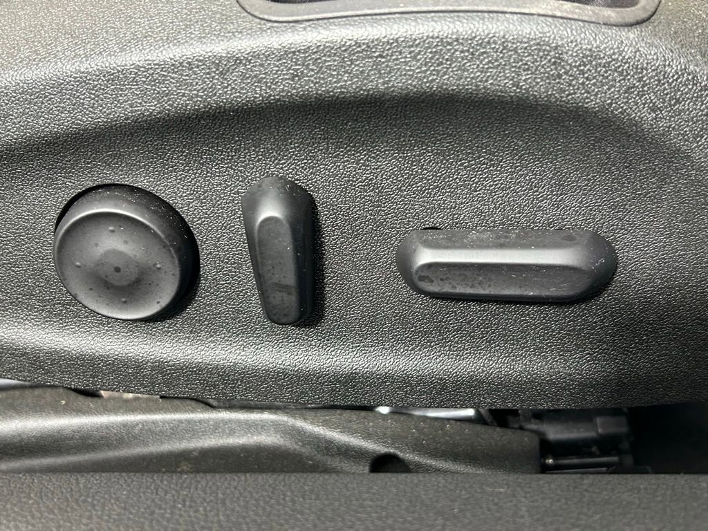 Used 2017 Buick Cascada Premium image 15