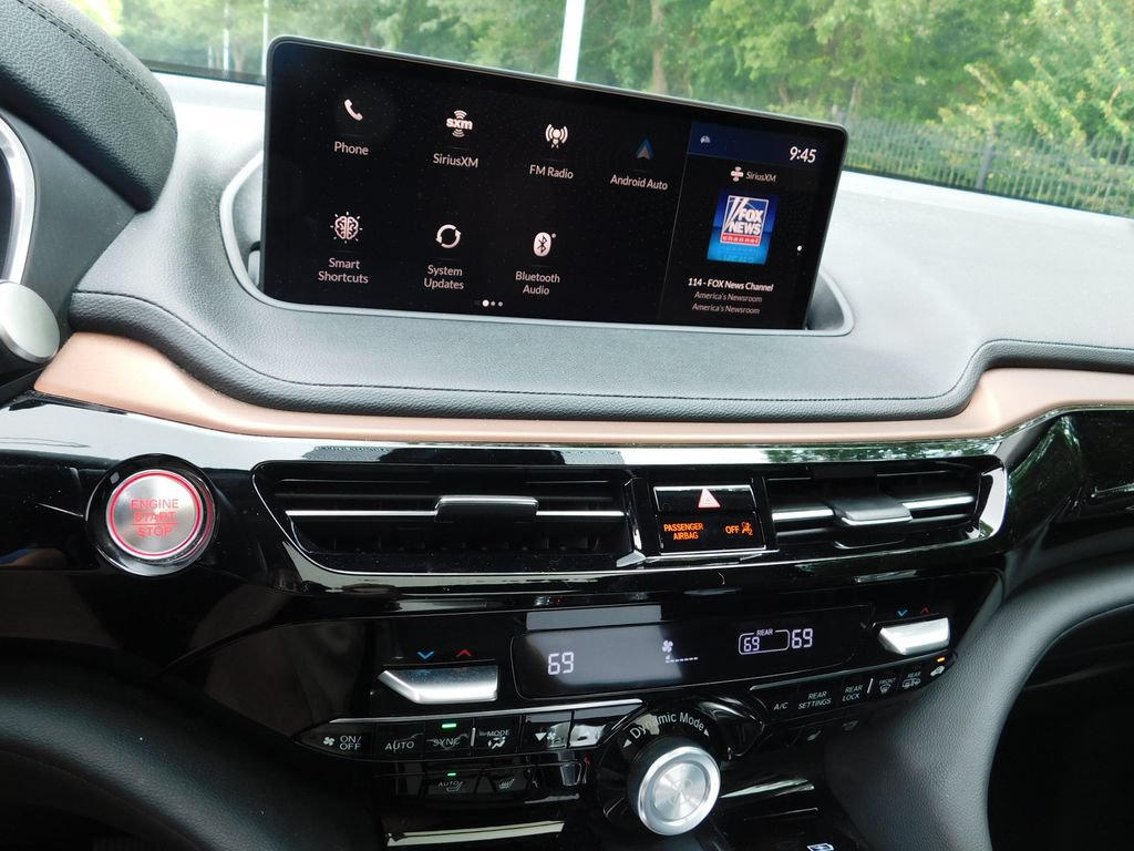 Used 2022 Acura MDX SH-AWD image 10
