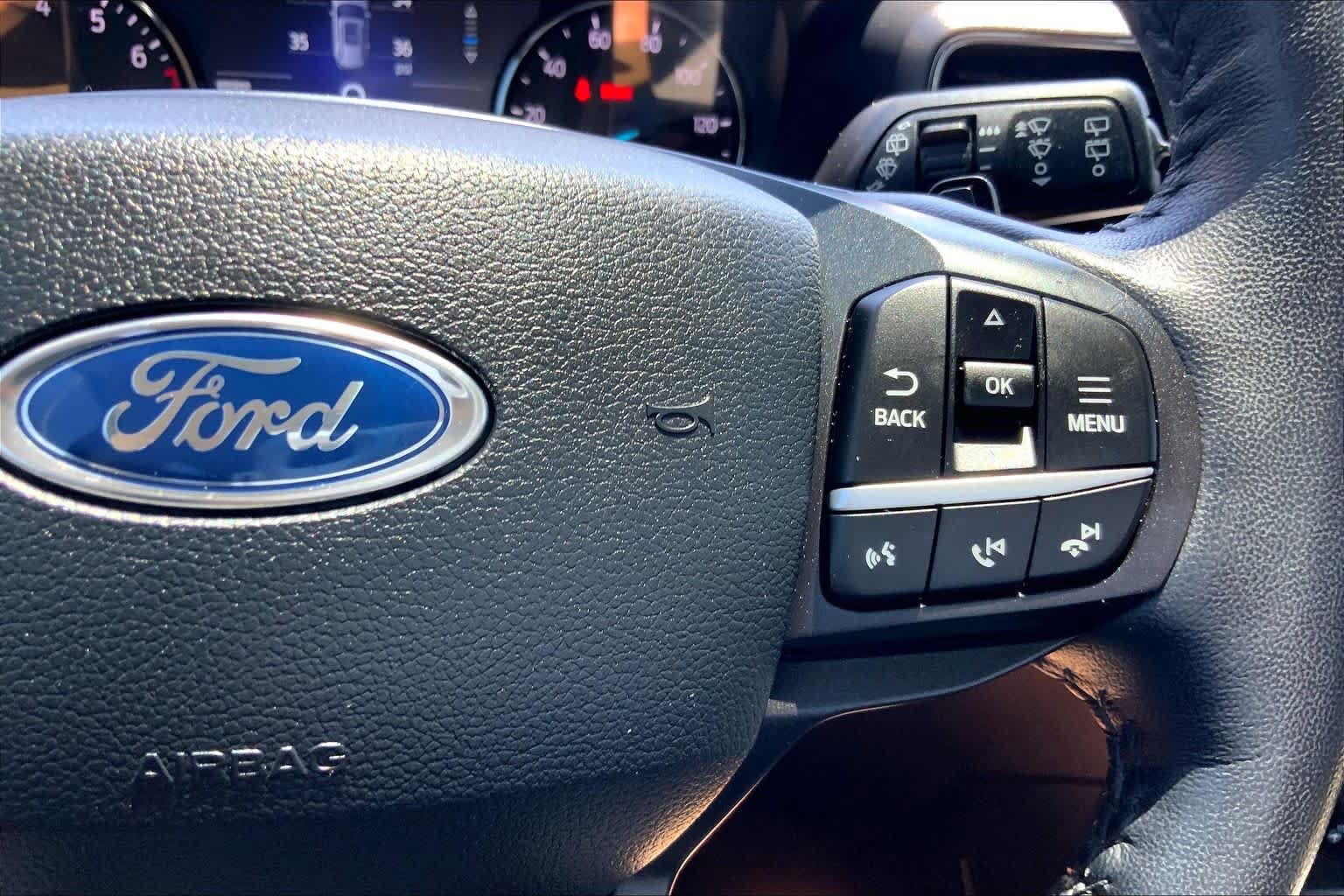 Used 2020 Ford Explorer XLT w/ Equipment Group 202A RWD image 24